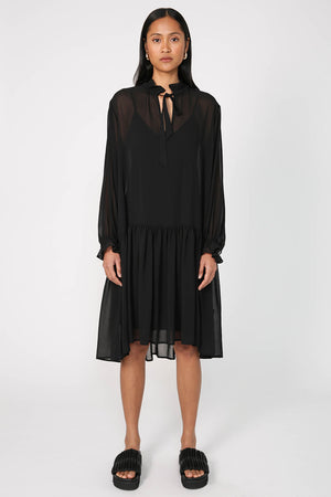 embrace dress / black