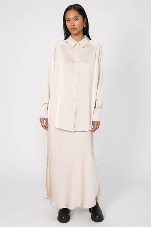roam shirt / pearl natural