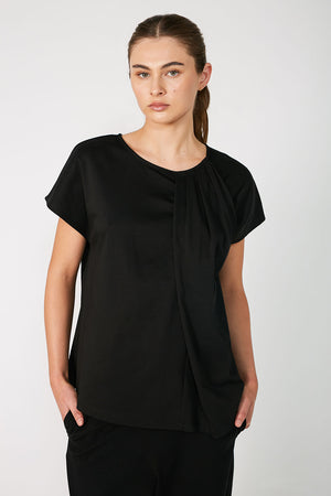 course tee / black