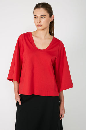 fare tee / chilli red
