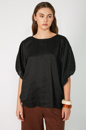 leashed top / black