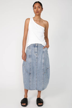 embered denim skirt / washed indigo