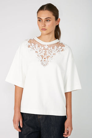 repose tee / white