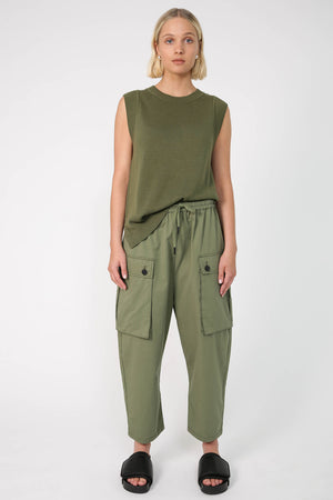 create vest / khaki green