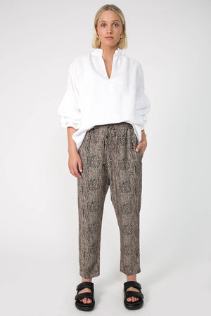 dessa pant / neutral|black reptile