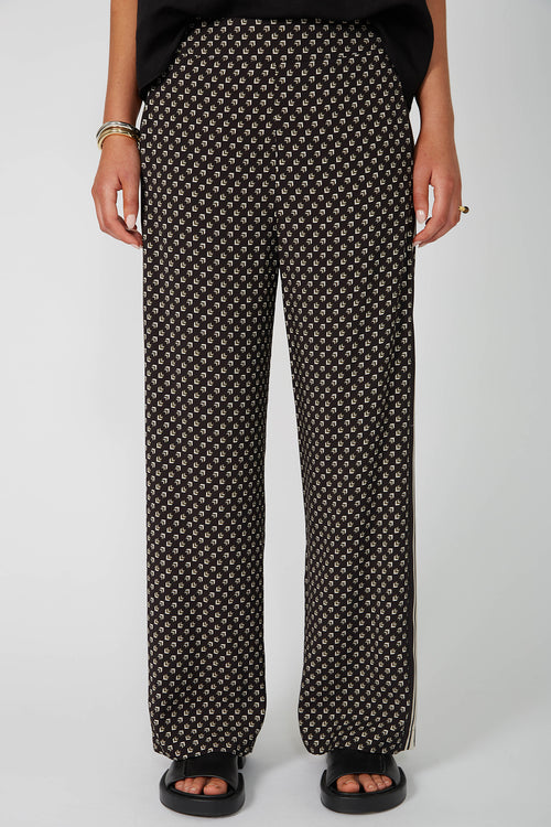 glow pant / black border print