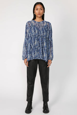 section top / blue cobra