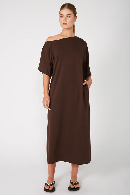 direction midi dress / chocolate brown