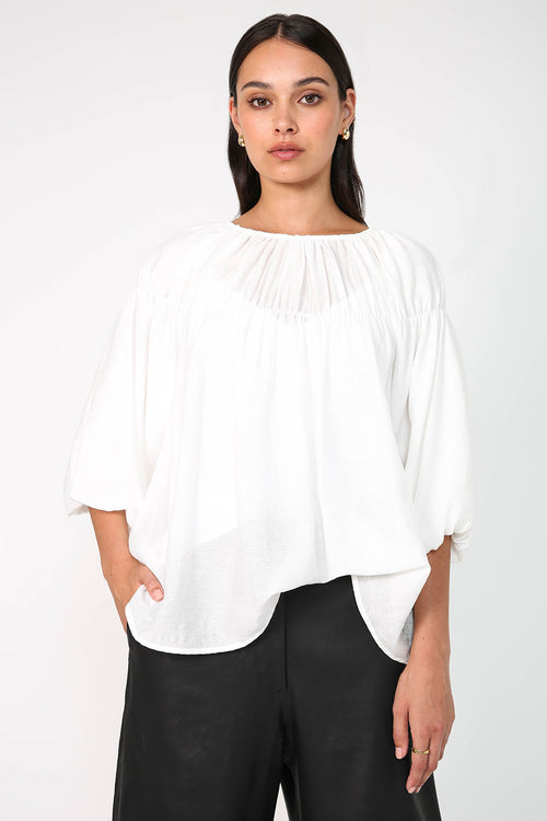 gallery top / white