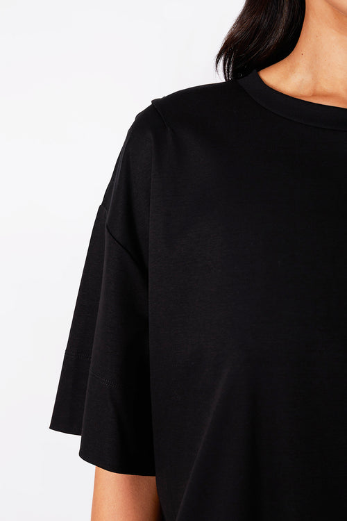 boxed tee / black