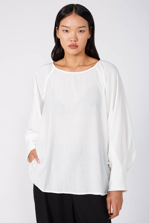 raven top / white
