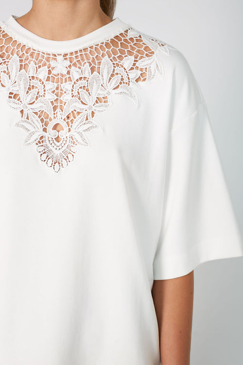 repose tee / white