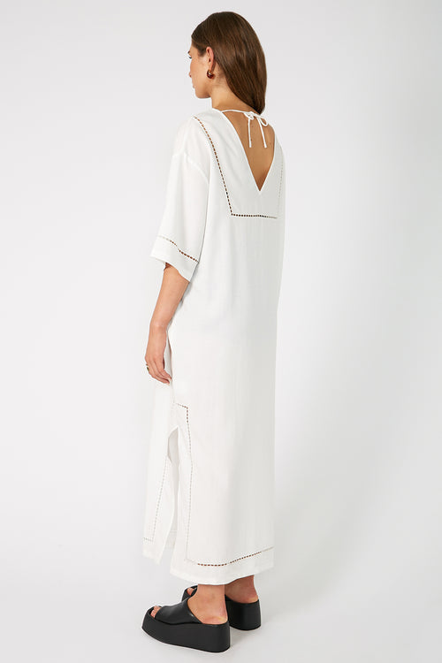 definition kaftan maxi dress / white