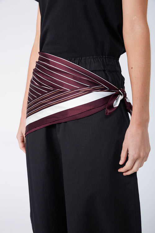 stripe moochi scarf / dark sangria | camel stripe