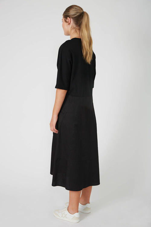 contend dress / black