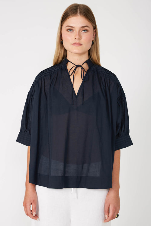 bevelled short sleeve top / dark navy