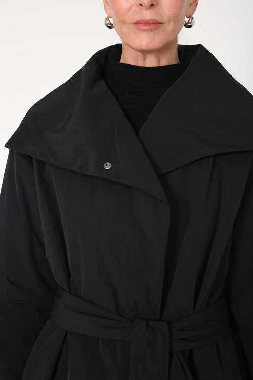 enact coat / black