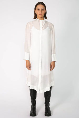 tint dress / white