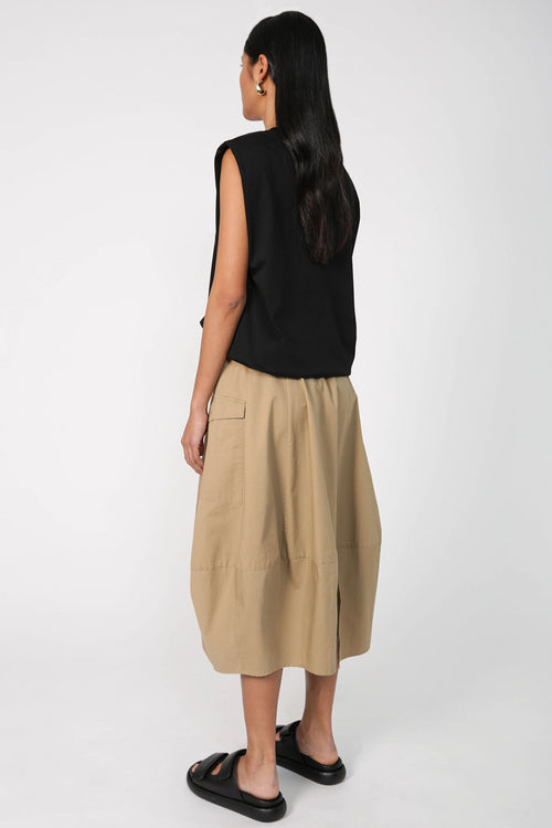 global skirt / camel brown