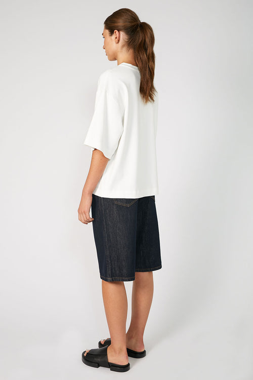 repose tee / white