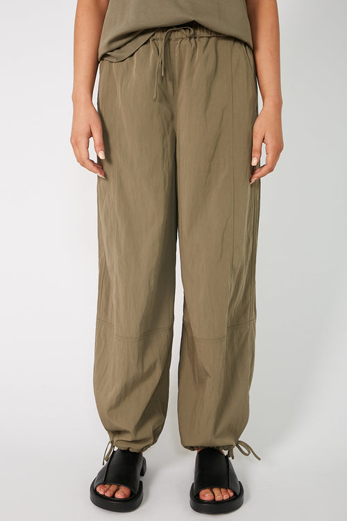proclaimer pant / taupe moss