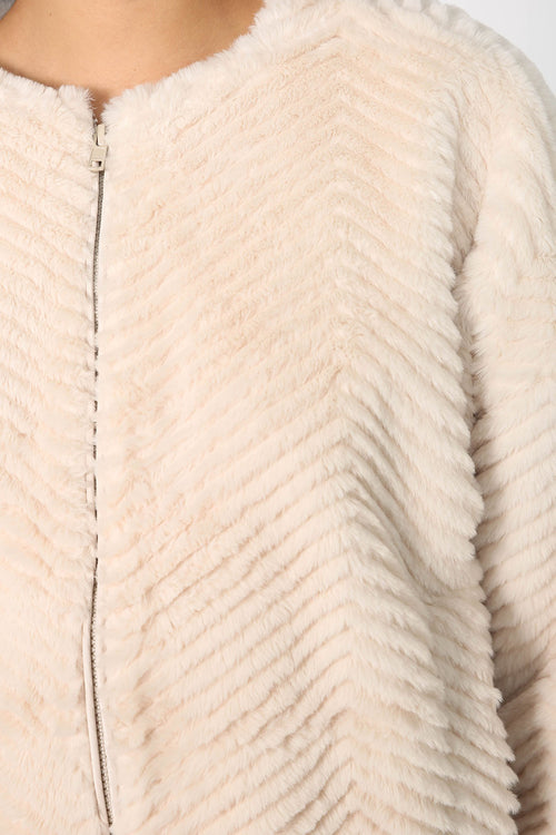 chevron bomber / macadamia cream