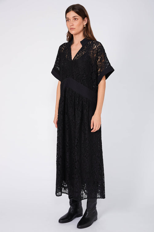 bevel lace midi dress / black lace