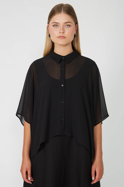 cape shirt / black