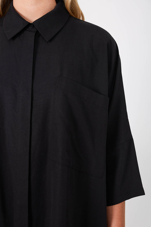 restrict tunic shirt / black