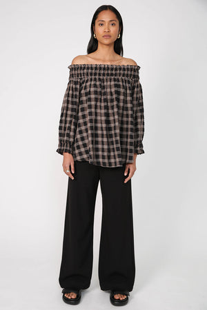 interpret top / black|brown check