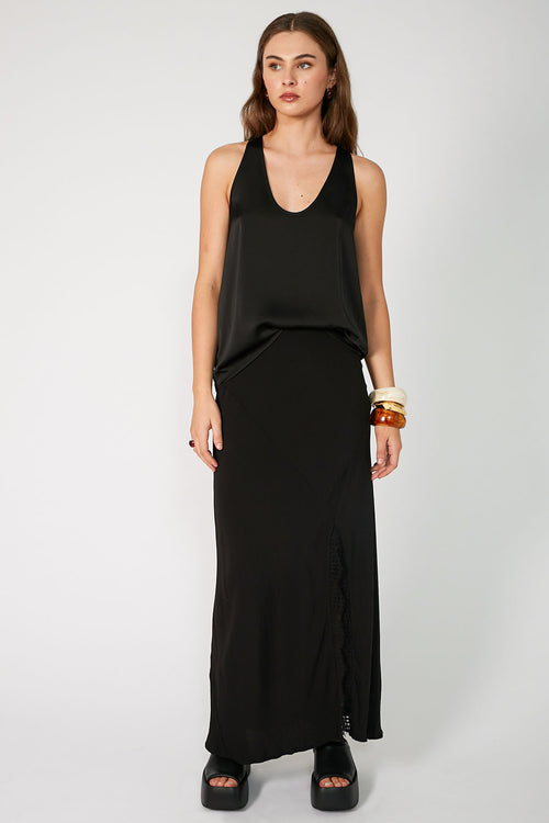 solace skirt / black