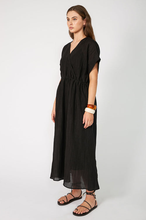 reunited midi dress / black crinkle