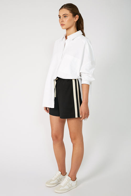 cinder short / black