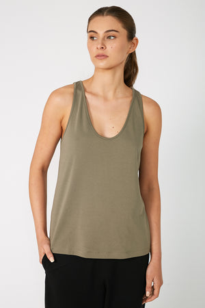 glazed tank / taupe moss