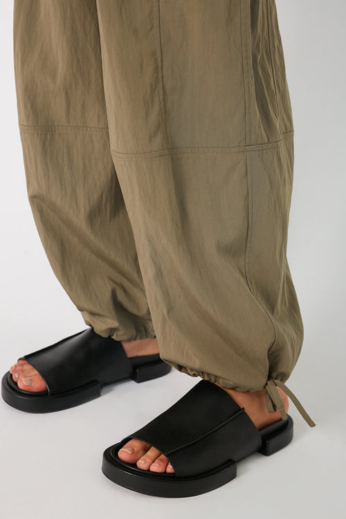 proclaimer pant / taupe moss