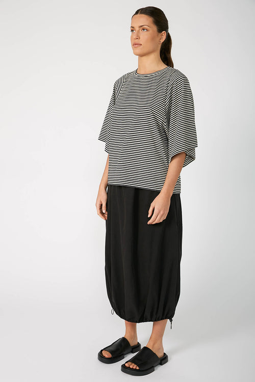 still tee / natural|black stripe