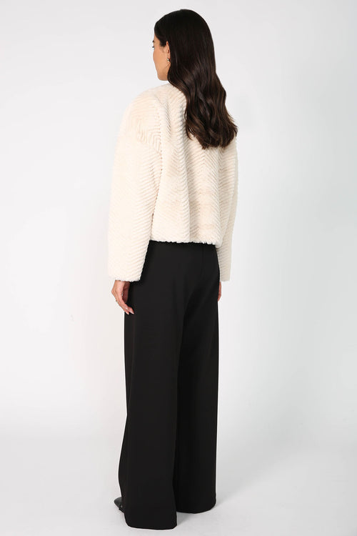 chevron bomber / macadamia cream