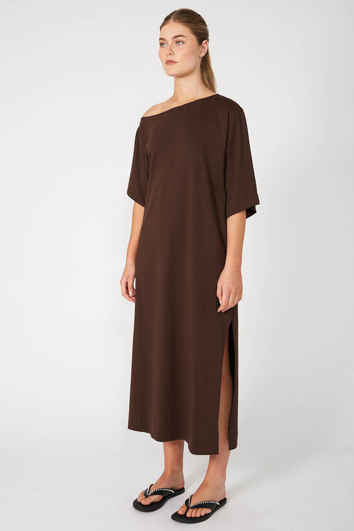 direction midi dress / chocolate brown
