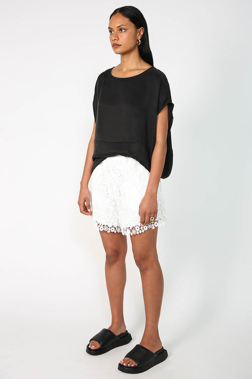 ravel short / white lace