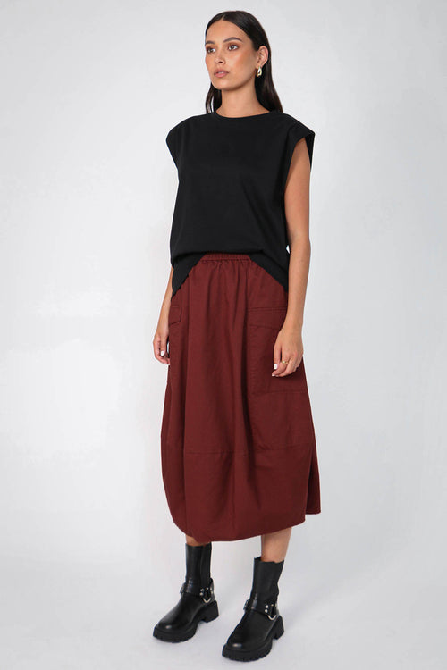 global skirt / dark rosewood red
