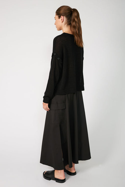 secure buttoned sweater / black
