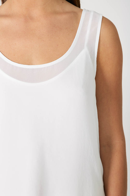 saviour tank / white