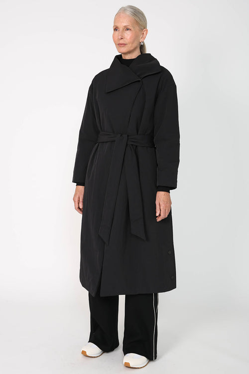 enact coat / black