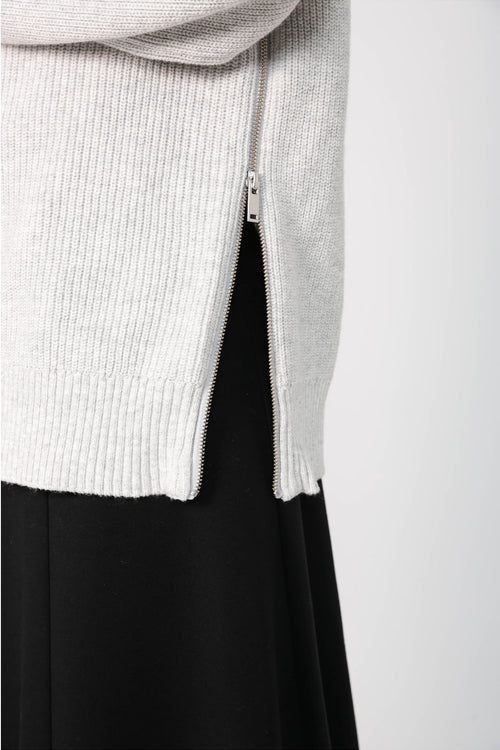 zipped sweater / silver grey