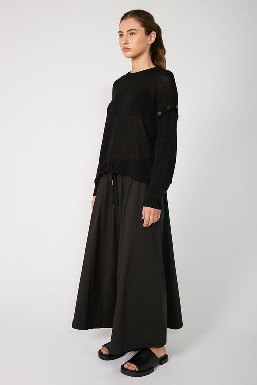 secure buttoned sweater / black
