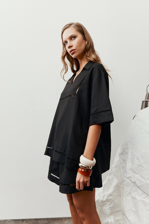 definition short / black