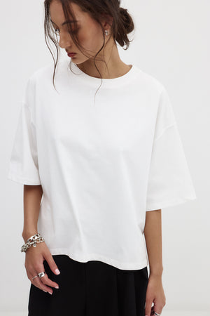 urban tee / white