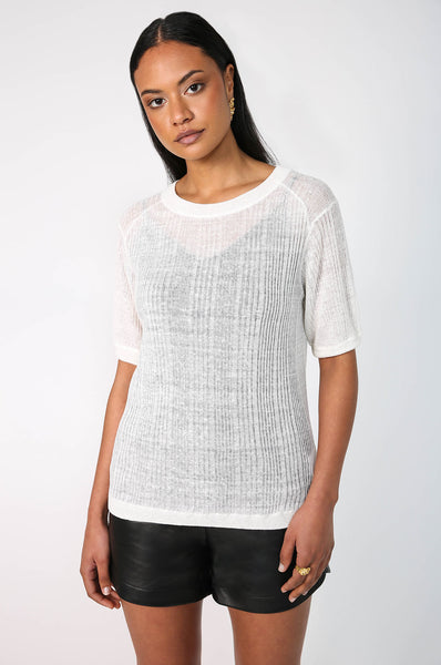 content tee sweater pearl m o o c h i