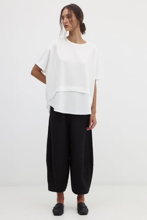 overturn tee / white