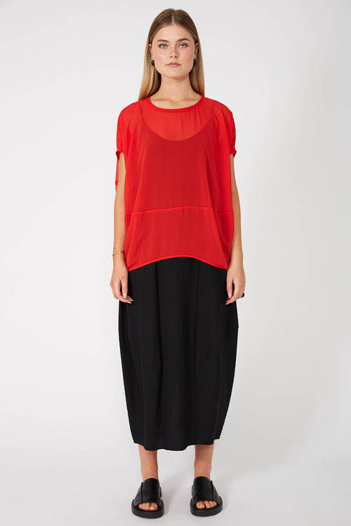 spin tee / tantrum red